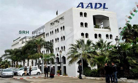Des milliers d'acquéreurs de ses logements souffrent en raison de son absence : À quand une plateforme de paiement électronique AADL ?