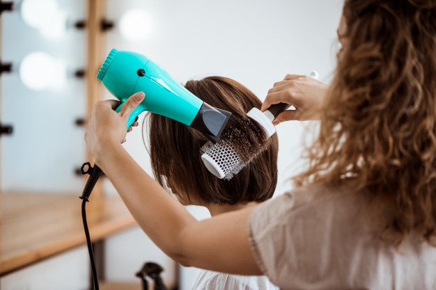 55 actions en justice contre des salons de coiffure pour femmes
