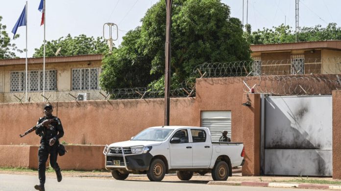 L’ambassadeur de France au Niger a quitté Niamey