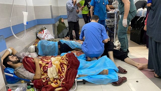 Gaza : des centaines de personnes évacuent l’hôpital al-Shifa à pied, 450 blessés incapables de se déplacer