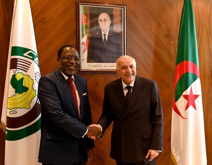 Attaf reçoit le président de la commission de la CEDEAO
