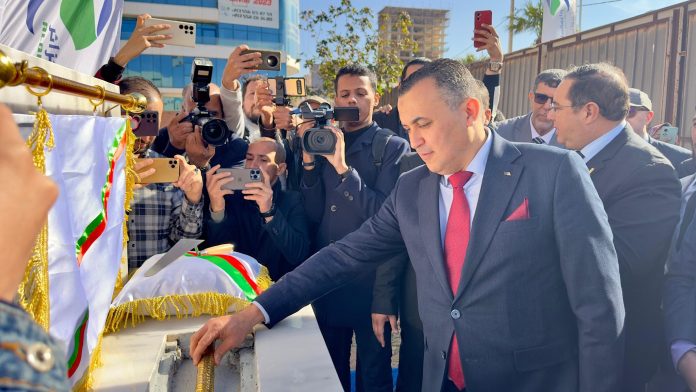 Zerrouki lance le projet d’un nouveau Data Center à Oran