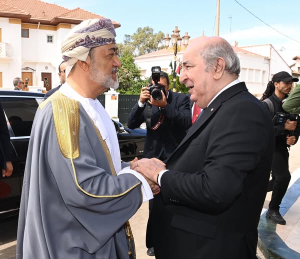 Algérie-Oman: Signature d'une déclaration commune