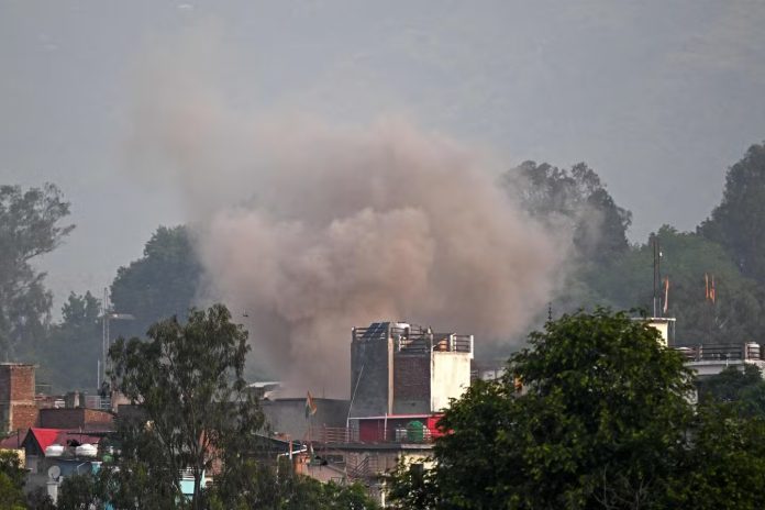 L'escalade militaire se poursuit entre le Pakistan et l'Inde